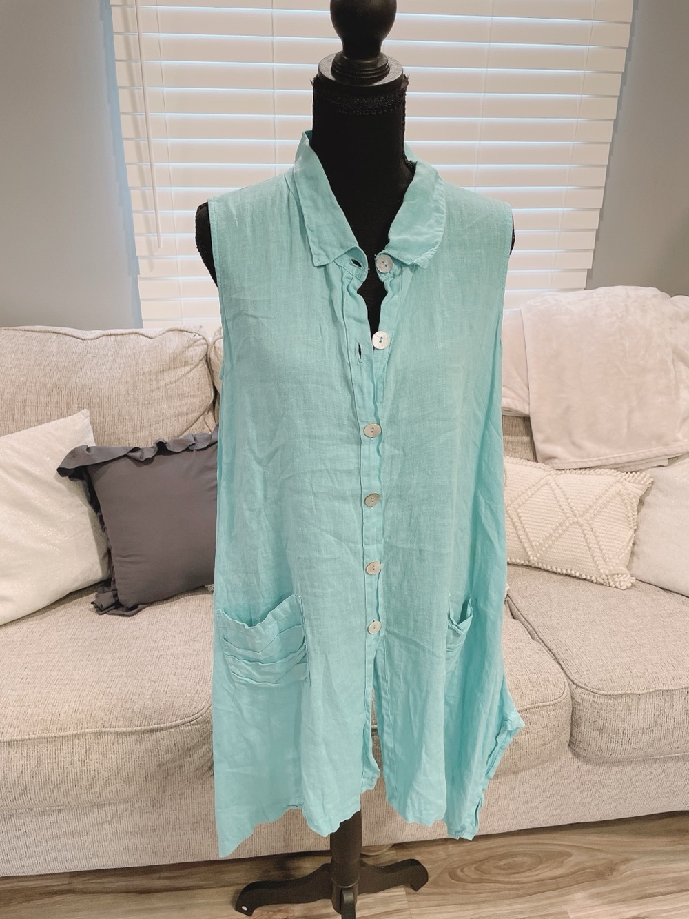 Match Point Blue Linen Asymmetrical Vest Size Small.